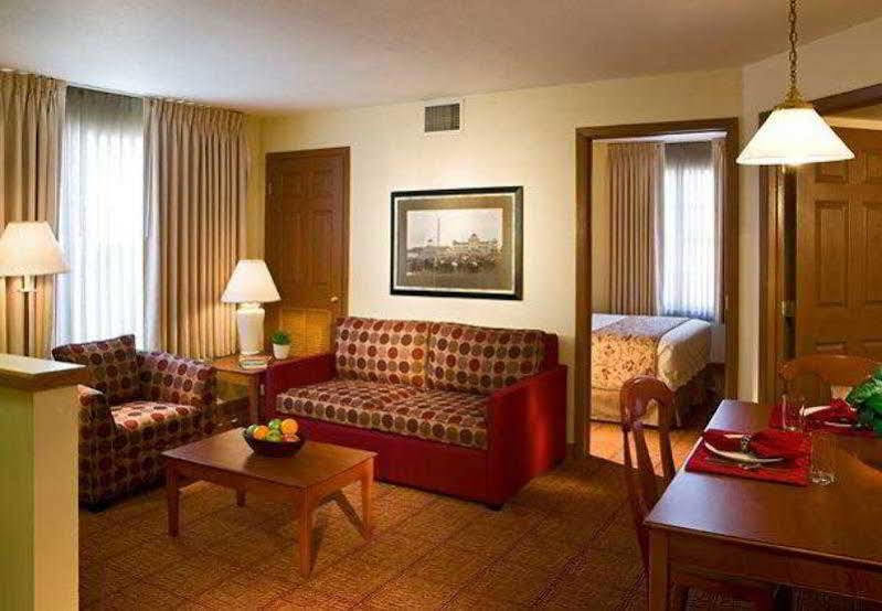 Towneplace Suites Detroit Sterling Heights Exterior photo